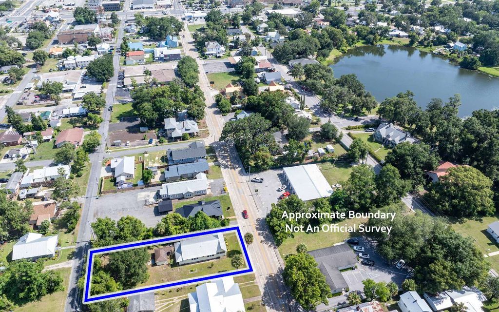Photo of 384 S Marion Avenue, Lake City, FL 32025 (MLS # 127737)