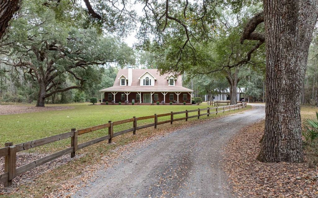 Photo of 634 NE 696th St, Branford, FL 32008 (MLS # 129562)