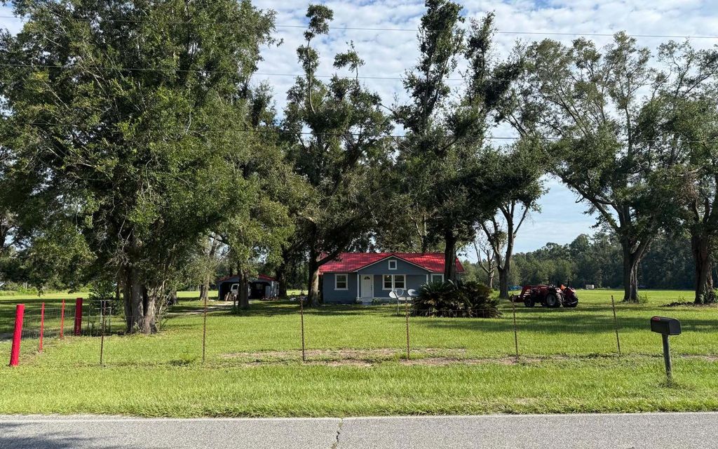 Photo of 21579 136th St, Live Oak, FL 32060 (MLS # 128317)