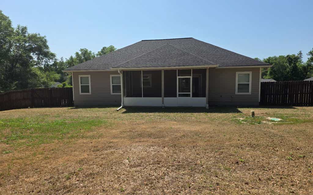 Photo of 331 SW Fieldstone Ct, Lake City, FL 32024 (MLS # 131280)
