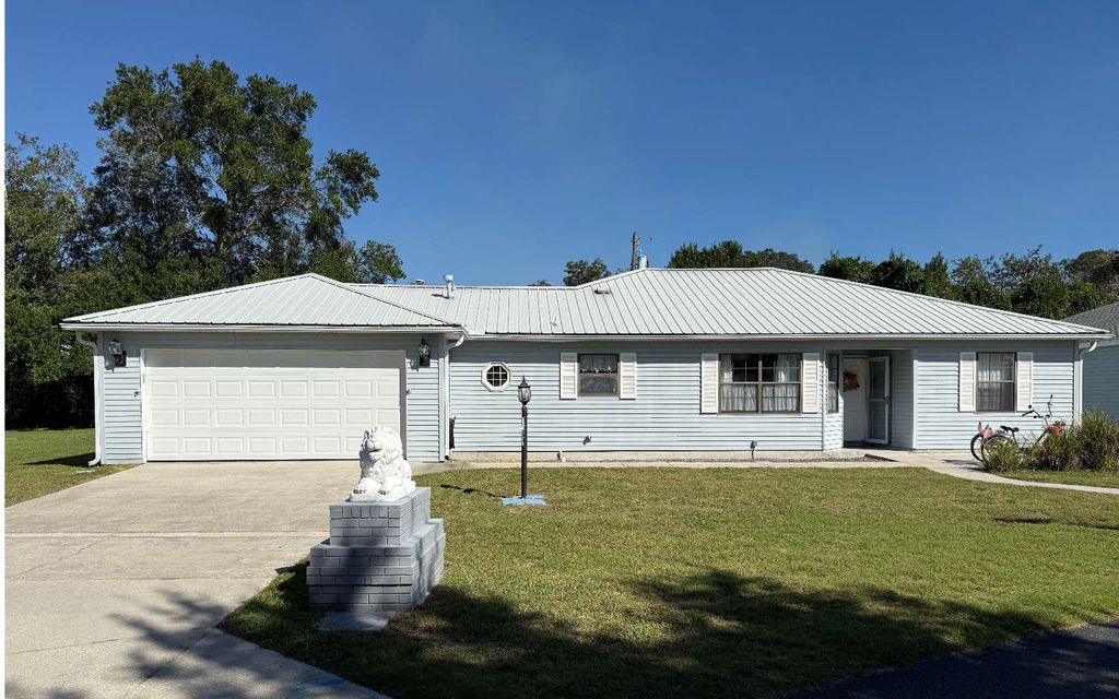 Photo of 333 SE Rosewood Circle, Lake City, FL 32025 (MLS # 128907)