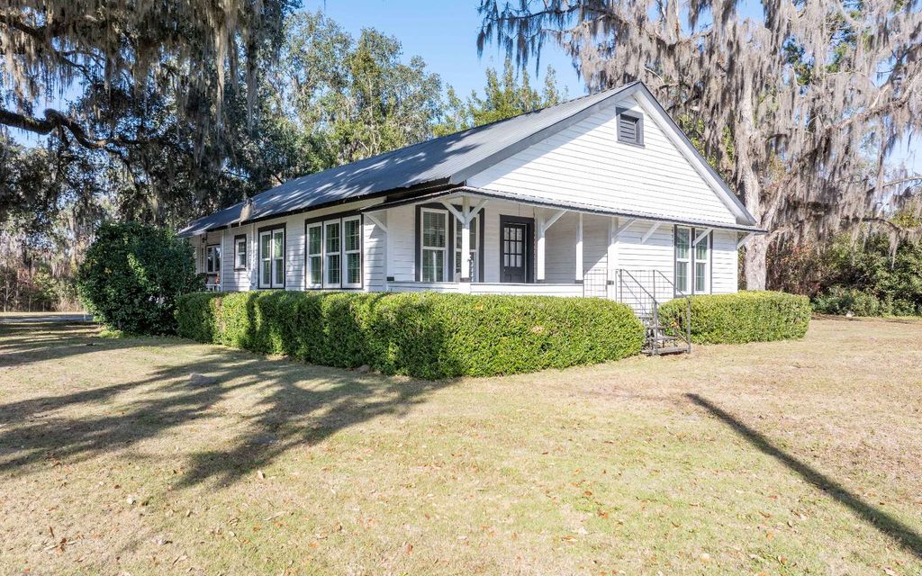 Photo of 9377 SE 154th Ave, White Springs, FL 32096 (MLS # 129658)