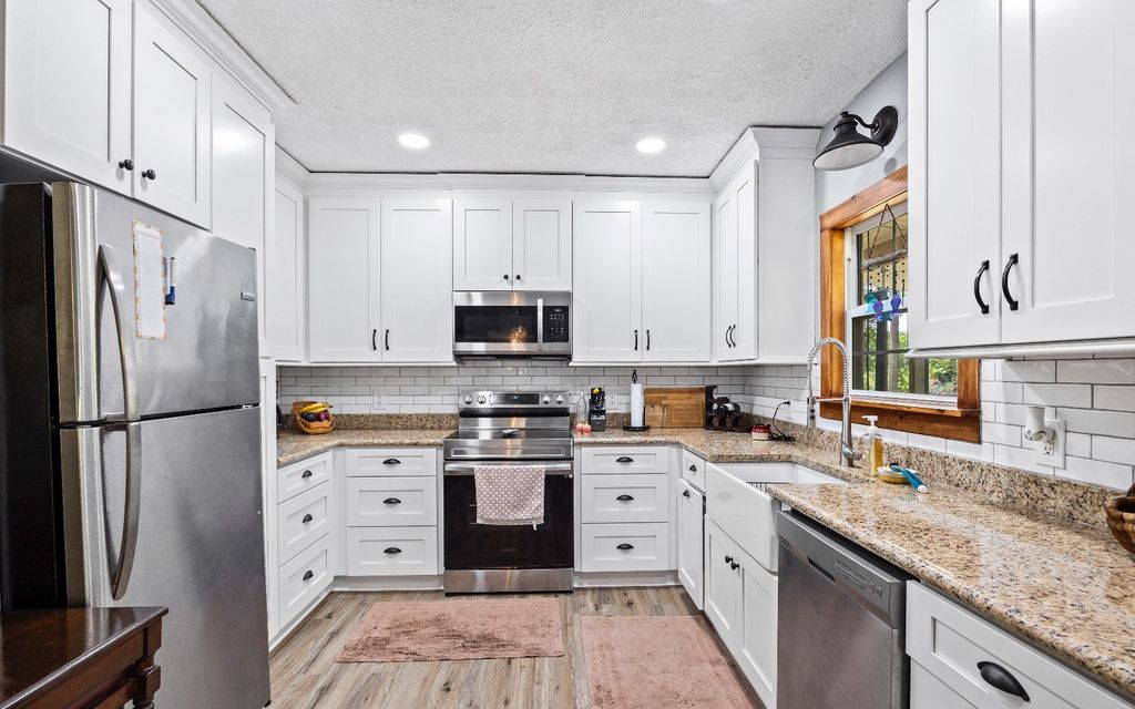 Photo of 1351 SE Suwannee Trail, Branford, FL 32008 (MLS # 127545)