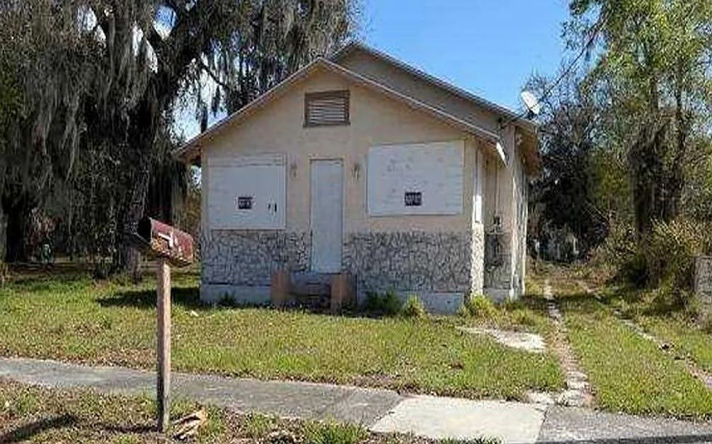 Photo of 322 N 12th St, Other, FL 34950 (MLS # 132502)