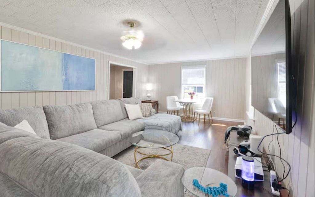 Photo of 313 NW Madison St, Lake City, FL 32055 (MLS # 130692)