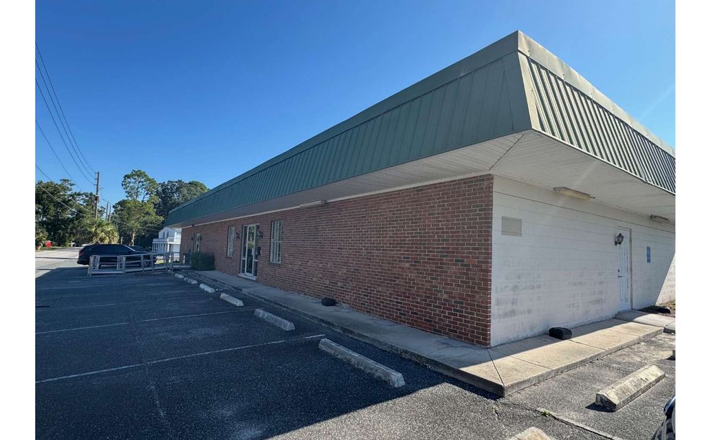 Photo of 197 NW Burk Ave, Lake City, FL 32055 (MLS # 129929)