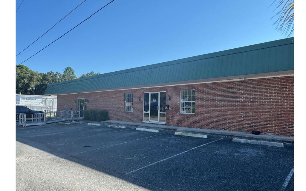 Photo of 197 NW Burk Ave, Lake City, FL 32055 (MLS # 129929)