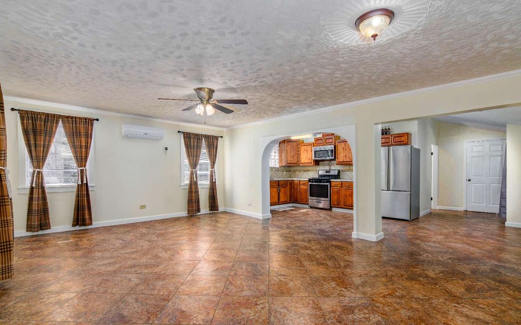 Photo of 501 NE Hamilton Ave, Live Oak, FL 32064 (MLS # 128940)