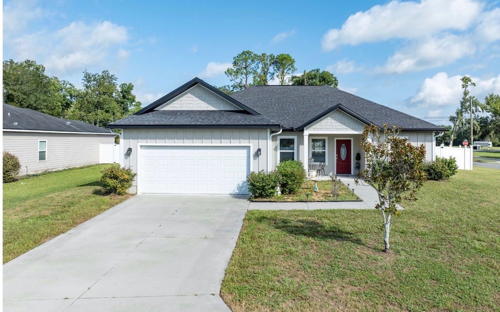 Photo of 116 SW Cherry Blossom Way, Lake City, FL 32024 (MLS # 132427)