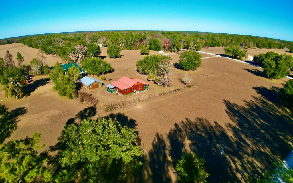 Photo of 11021 89th Road, Live Oak, FL 32064 (MLS # 129620)