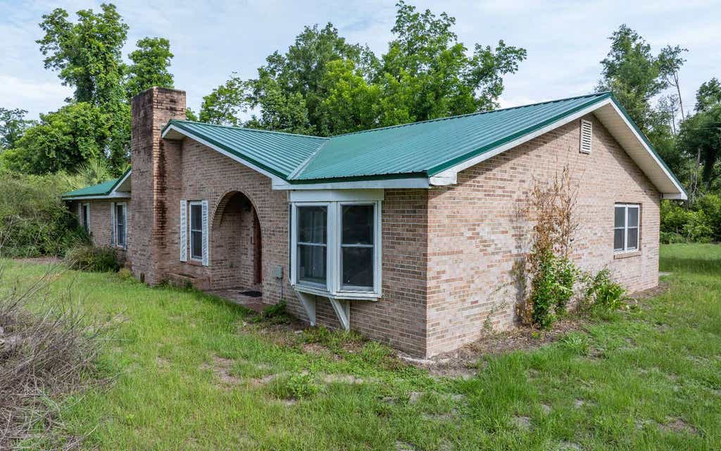 Photo of 1175 SW County Road 351, Mayo, FL 32066 (MLS # 131681)