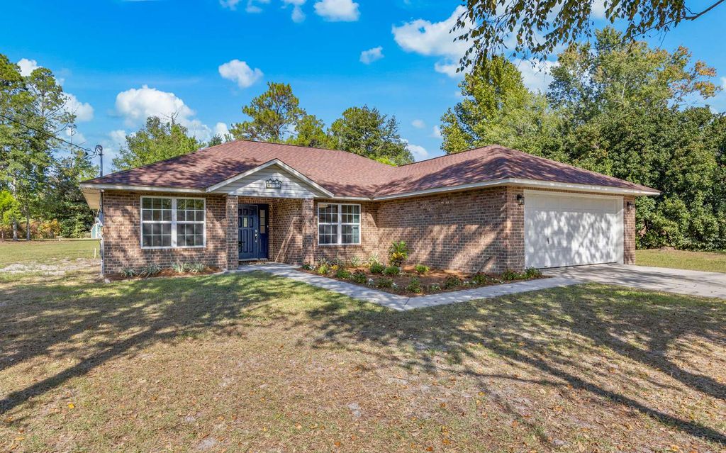 Photo of 172 SW Pine Forest Court, Lake City, FL 32024 (MLS # 128648)