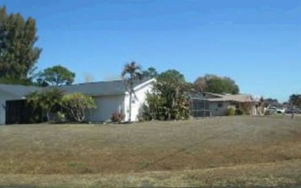 Photo of 1091 SE Preston Ln, Other, FL 34983 (MLS # 131173)