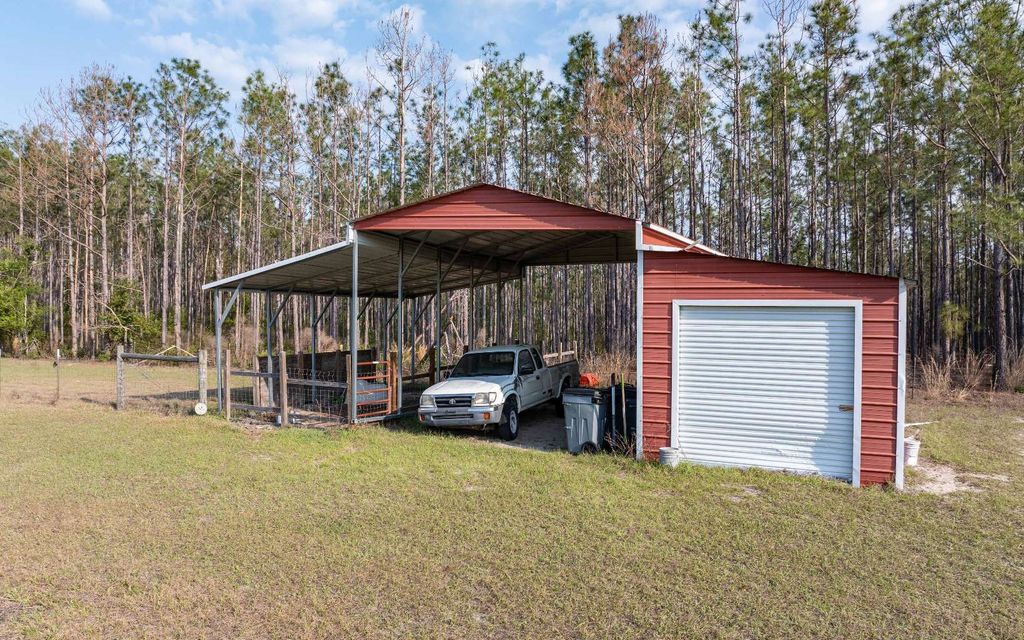 Photo of 13691 201st Rd, Live Oak, FL 32060 (MLS # 130767)