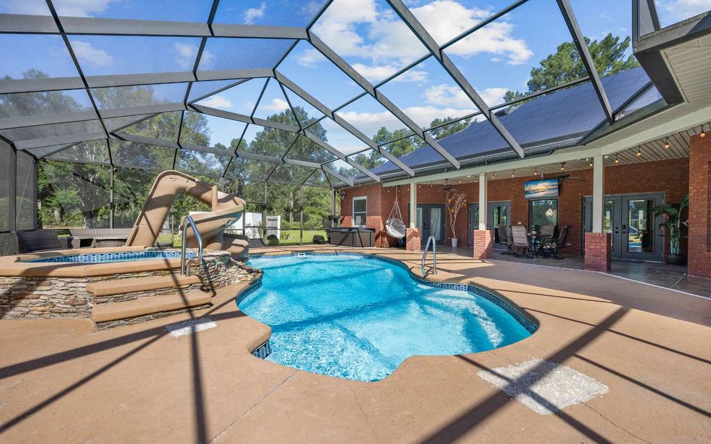 Photo of 16536 76th Street, Live Oak, FL 32060 (MLS # 128392)