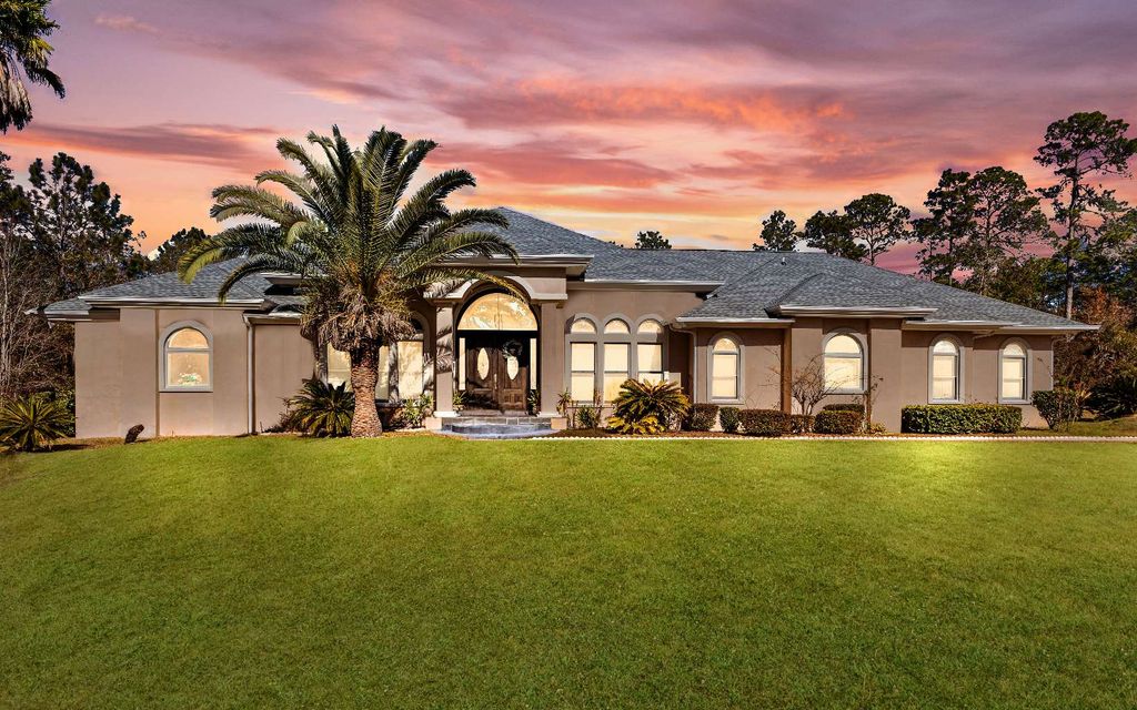 Photo of 421 NW Scenic Lake Dr, Lake City, FL 32055 (MLS # 125645)