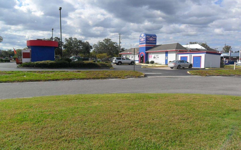 Photo of 3585 NW Bascom Norris Dr, Lake City, FL 32055 (MLS # 125187)