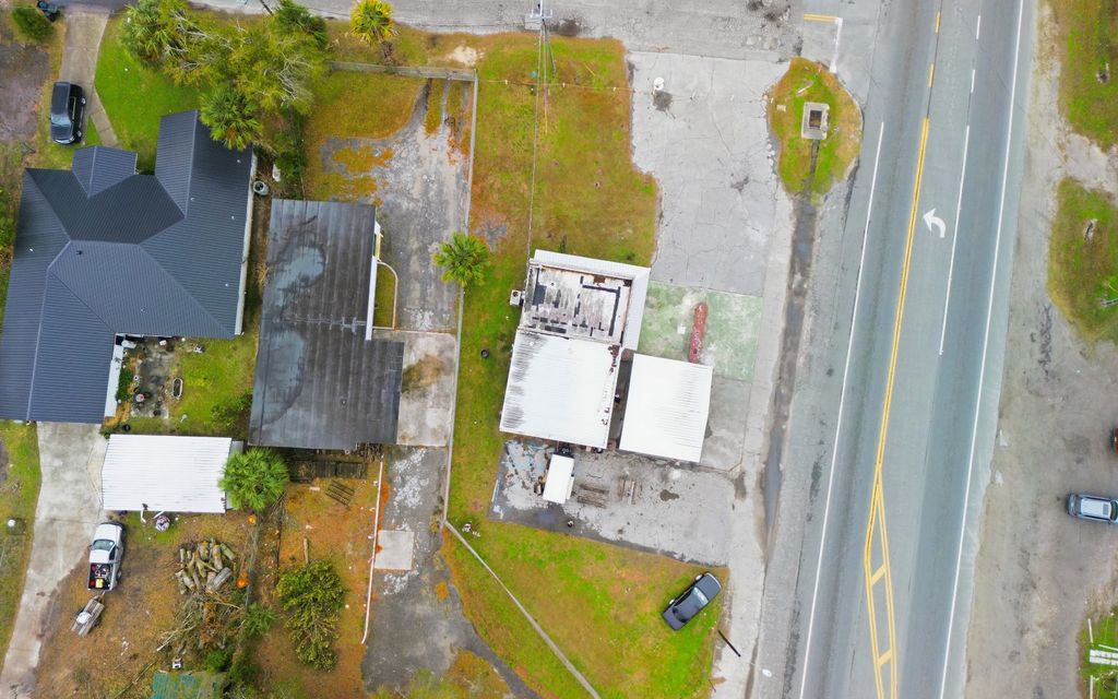 Photo of 817 W Howard St, Live Oak, FL 32064 (MLS # 129817)