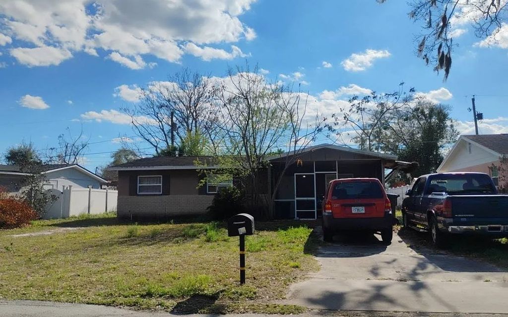 Photo of 903 Doreen Avenue, Other, FL 34761 (MLS # 132025)