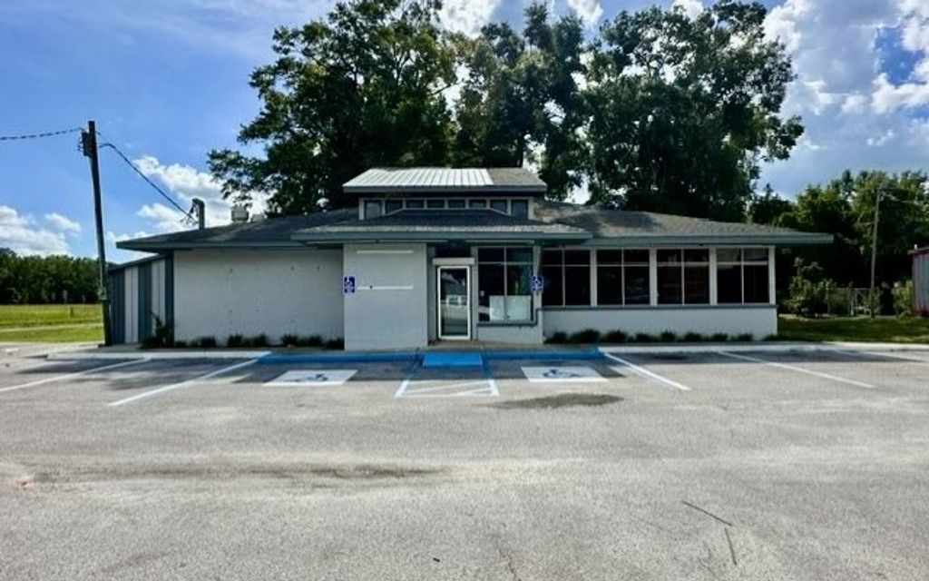 Photo of 829 S Main St, Bell, FL 32619 (MLS # 127802)