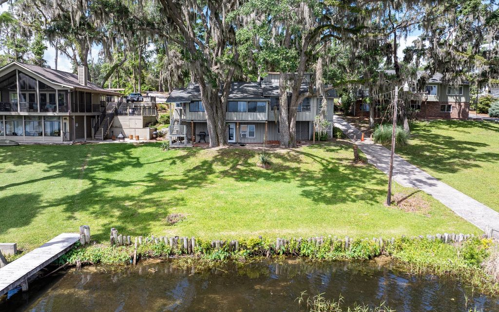 Photo of 1055 NE Cherry Lake Circle, Madison, FL 32340 (MLS # 127898)