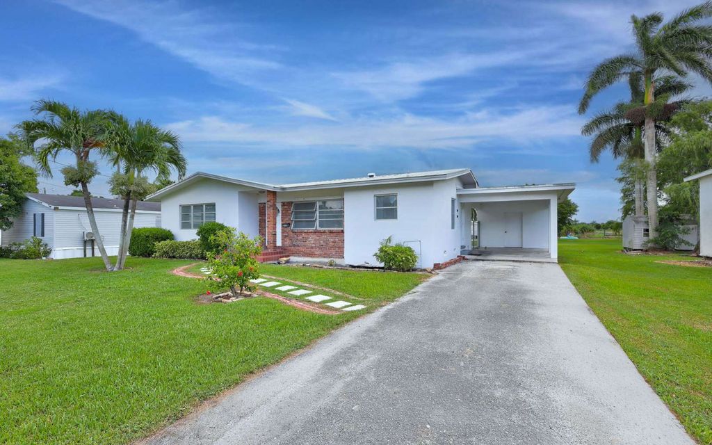 Photo of 334 S Barfield Hwy, Other, FL 33476 (MLS # 128329)