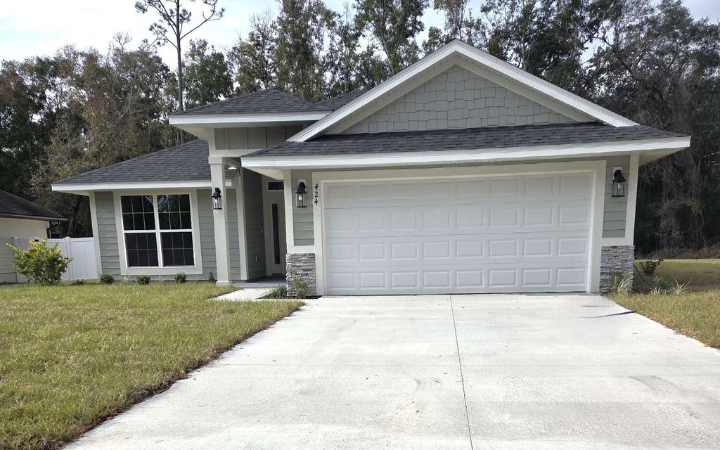 Photo of 424 SW Silver Palm Dr, Lake City, FL 32024 (MLS # 127904)