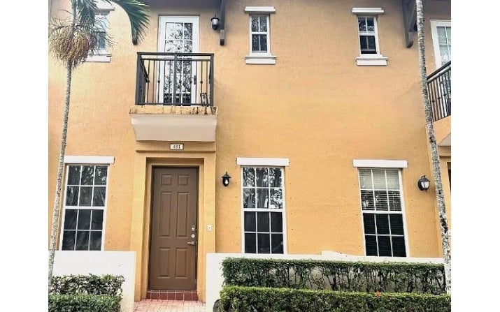 Photo of 483 SW 147th Ter #2-48 TER, Other, FL 33027 (MLS # 133208)