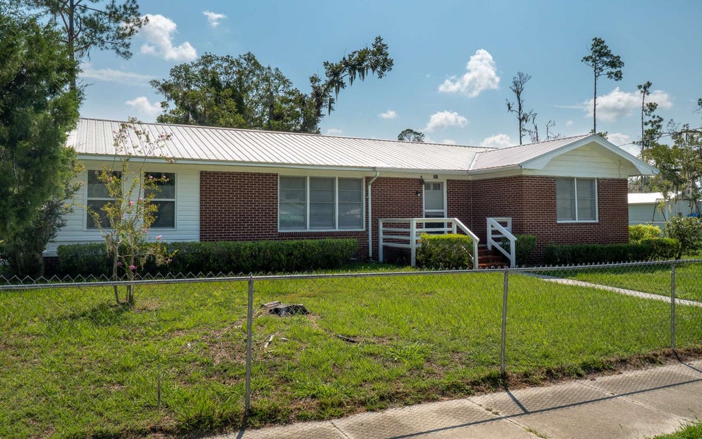 Photo of 207 NW 5th Avenue, Jasper, FL 32052 (MLS # 132940)