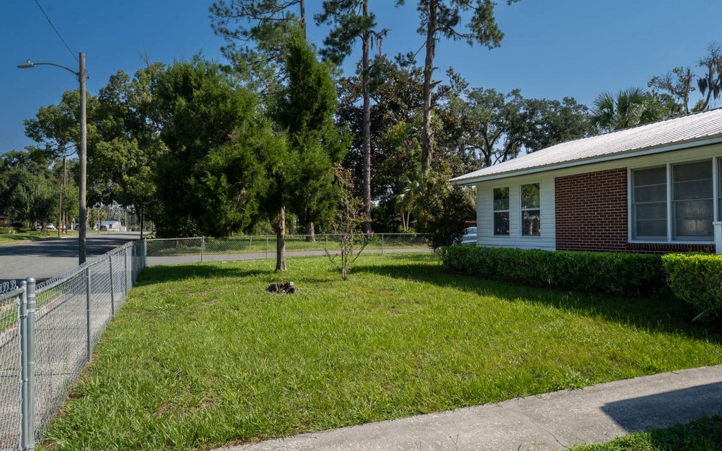 Photo of 207 NW 5th Avenue, Jasper, FL 32052 (MLS # 132940)