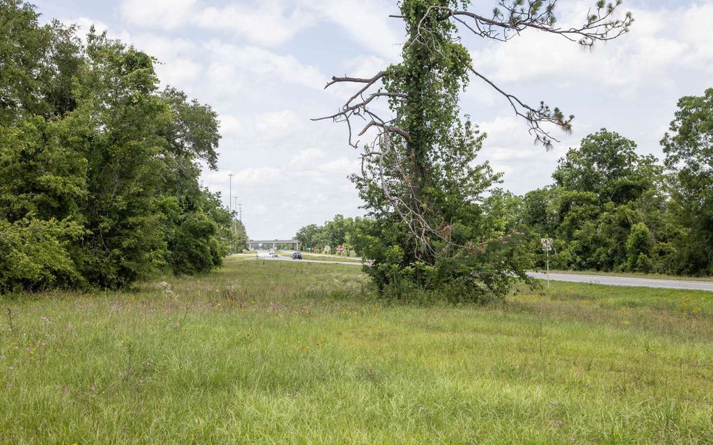 Photo of 000 US Hwy 90, Live Oak, FL 32060 (MLS # 127244)