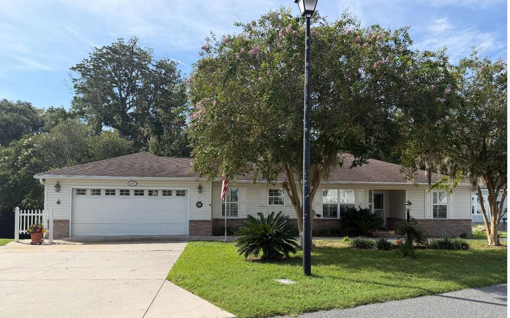 Photo of 639 SE Rosewood Circle, Lake City, FL 32025 (MLS # 131805)