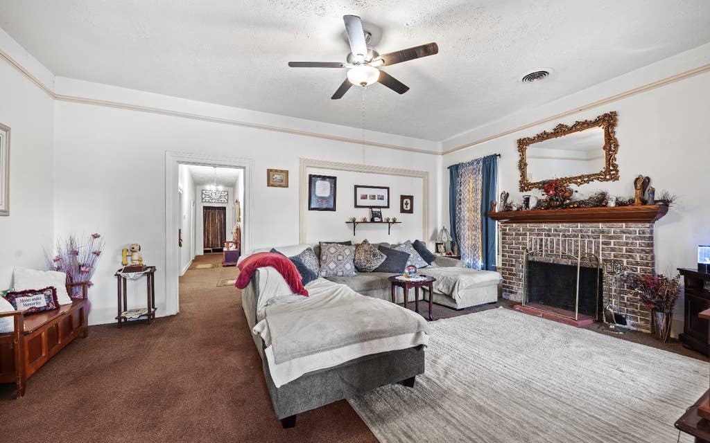 Photo of 106 Drane St, Branford, FL 32008 (MLS # 130357)