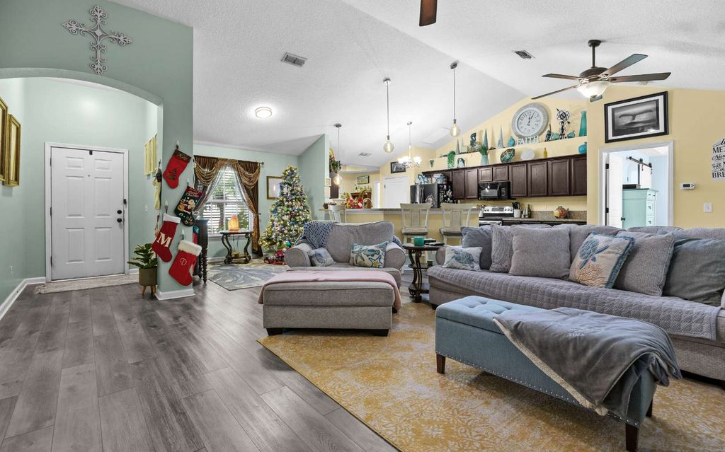 Photo of 1731 Hagans Ridge Ct, Other, FL 32043 (MLS # 129586)