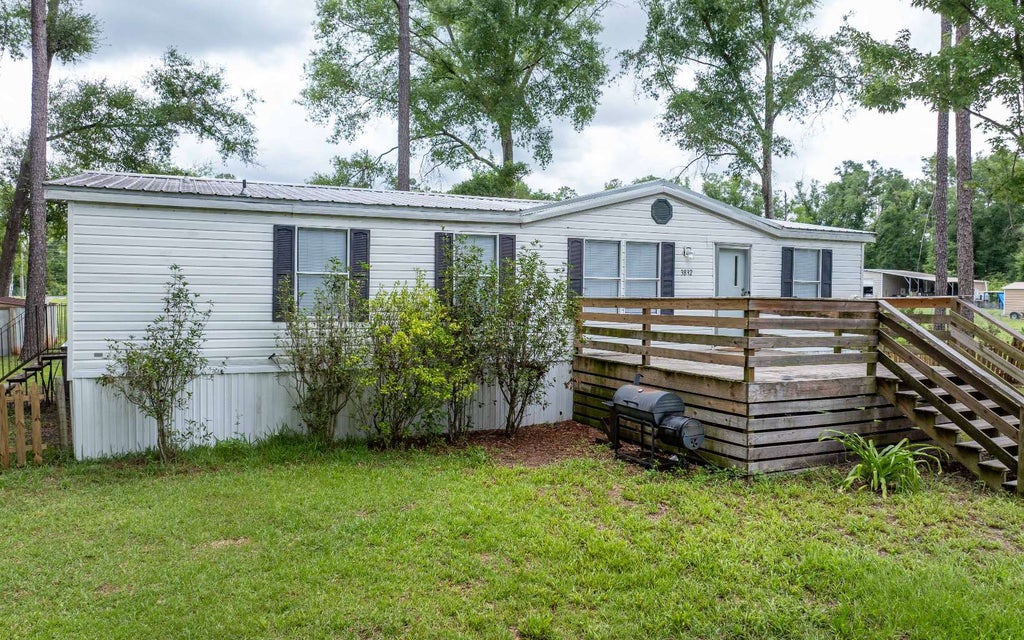 Photo of 3832 205th Lane, Live Oak, FL 32060 (MLS # 131737)