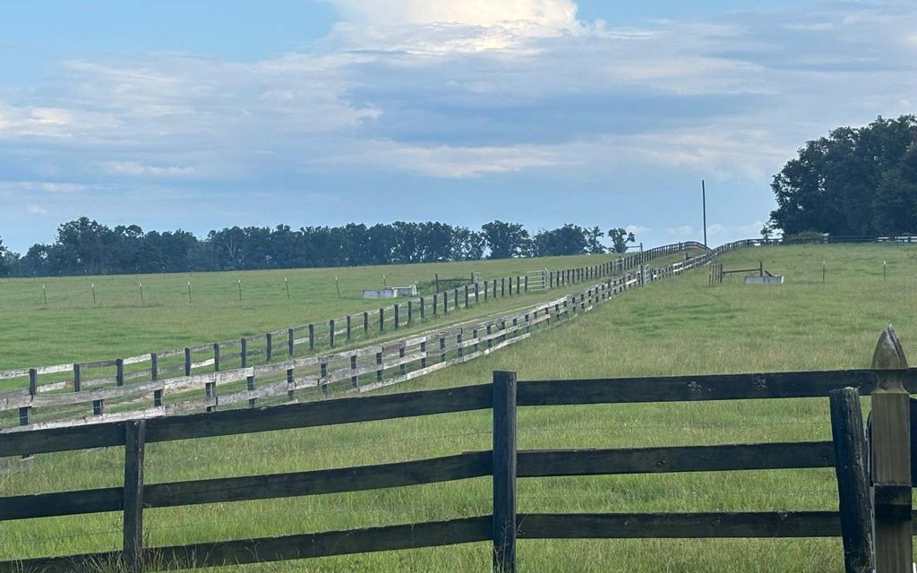 Photo of 16174 176th St, Live Oak, FL 32060 (MLS # 129584)