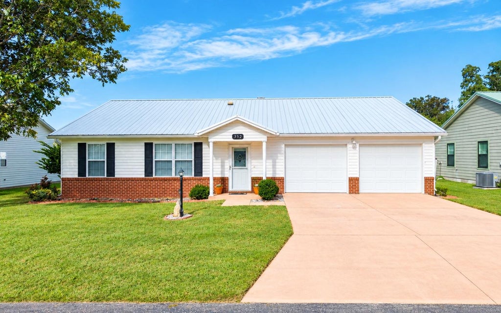 Photo of 152 SE Elm Loop, Lake City, FL 32025 (MLS # 133477)