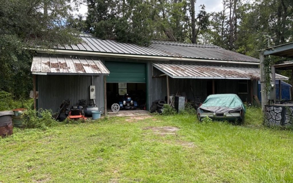 Photo of 243 NW Cheswick Drive, Lake City, FL 32055 (MLS # 127676)