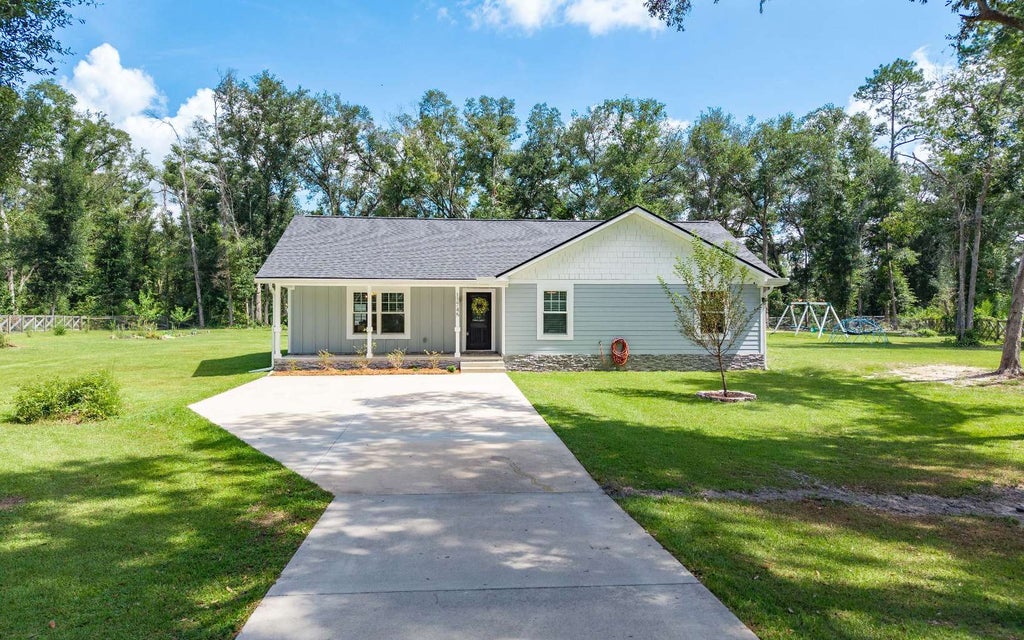Photo of 13745 86th Terrrace TER, Live Oak, FL 32060 (MLS # 132763)