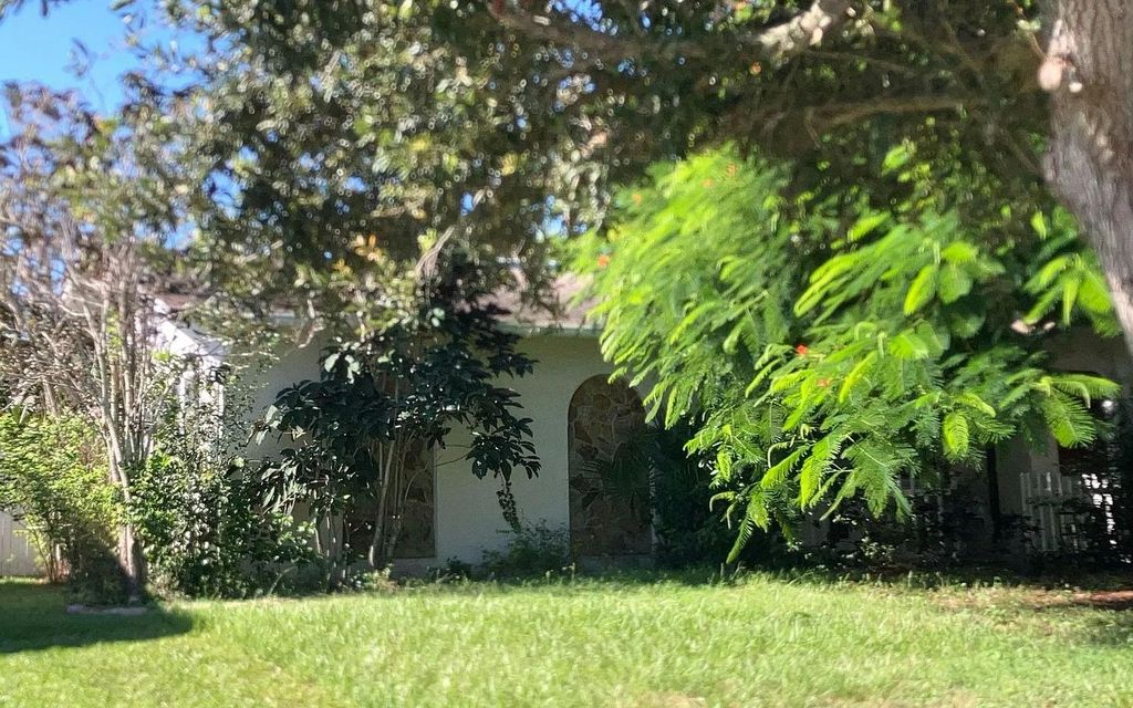 Photo of 1831 Kay Dr, Other, FL 33770 (MLS # 128755)