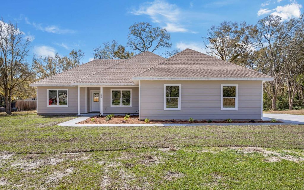 Photo of 156 SW Kimberly Ln, Lake City, FL 32024 (MLS # 125988)