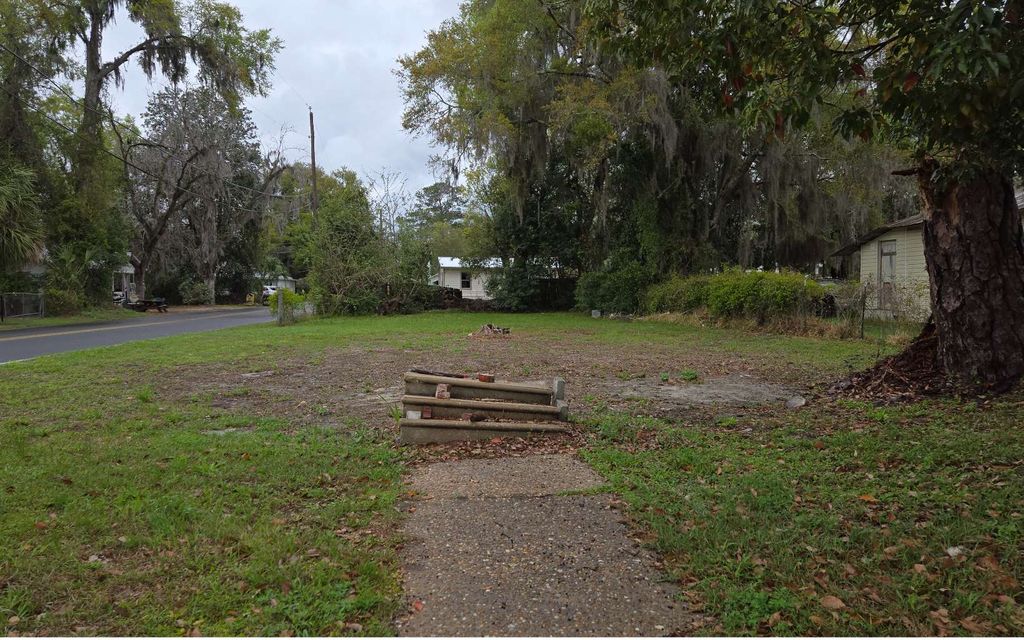 Photo of 883 NE Maple Lane, Lake City, FL 32055 (MLS # 130591)