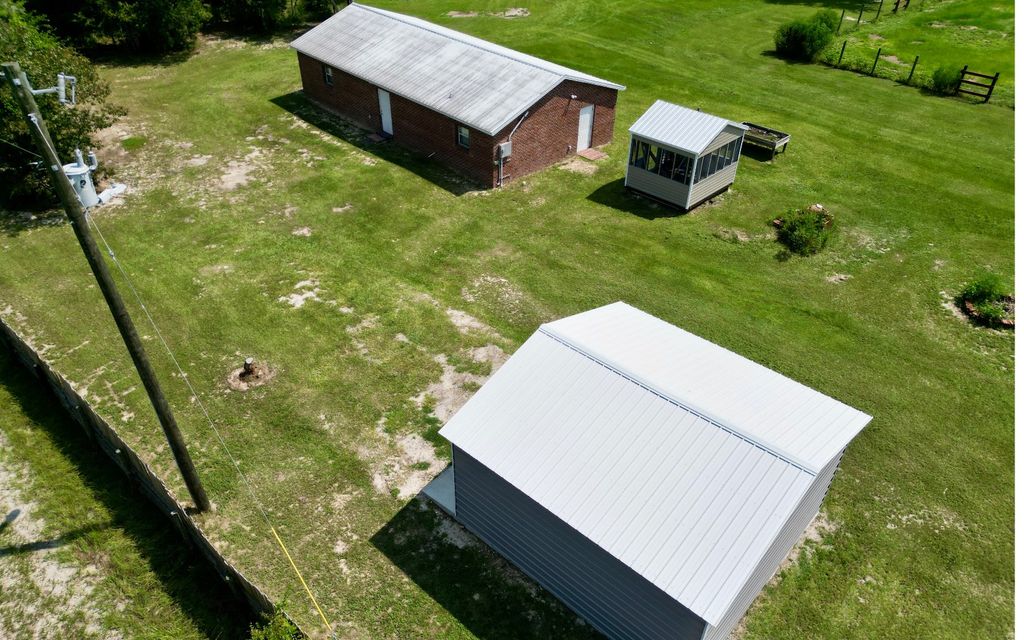 Photo of 21164 76th Street, Live Oak, FL 32060 (MLS # 128192)