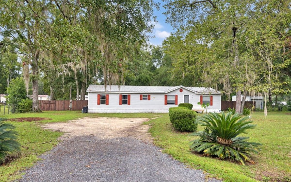 180 SE SUZANNE WAY, LAKE CITY, FL 32025 - Image a1cb50322e380b9ec10bf7d271eb8d4e/2726937533