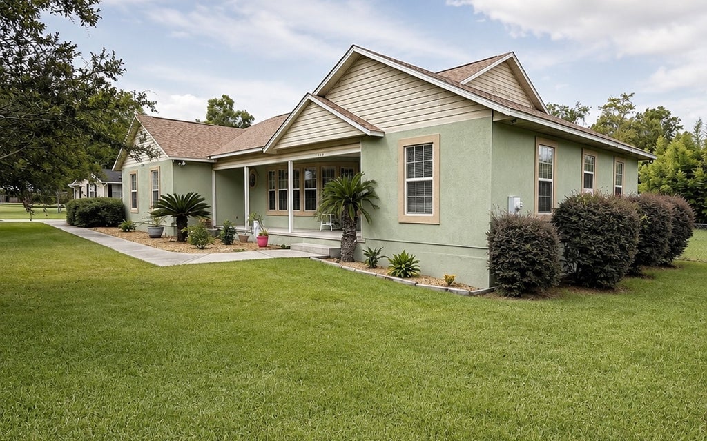 Photo of 142 SW Lexington Court, Lake City, FL 32024 (MLS # 132976)