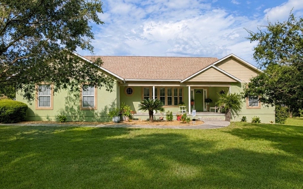 Photo of 142 SW Lexington Court, Lake City, FL 32024 (MLS # 132976)