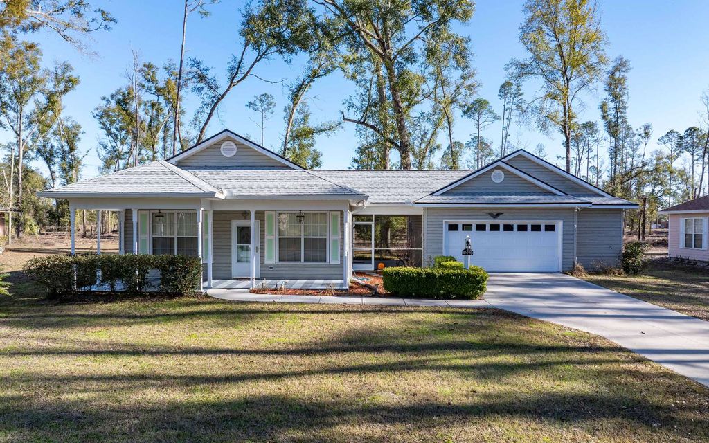 Photo of 10498 Wildwood Drive, Live Oak, FL 32064 (MLS # 129695)
