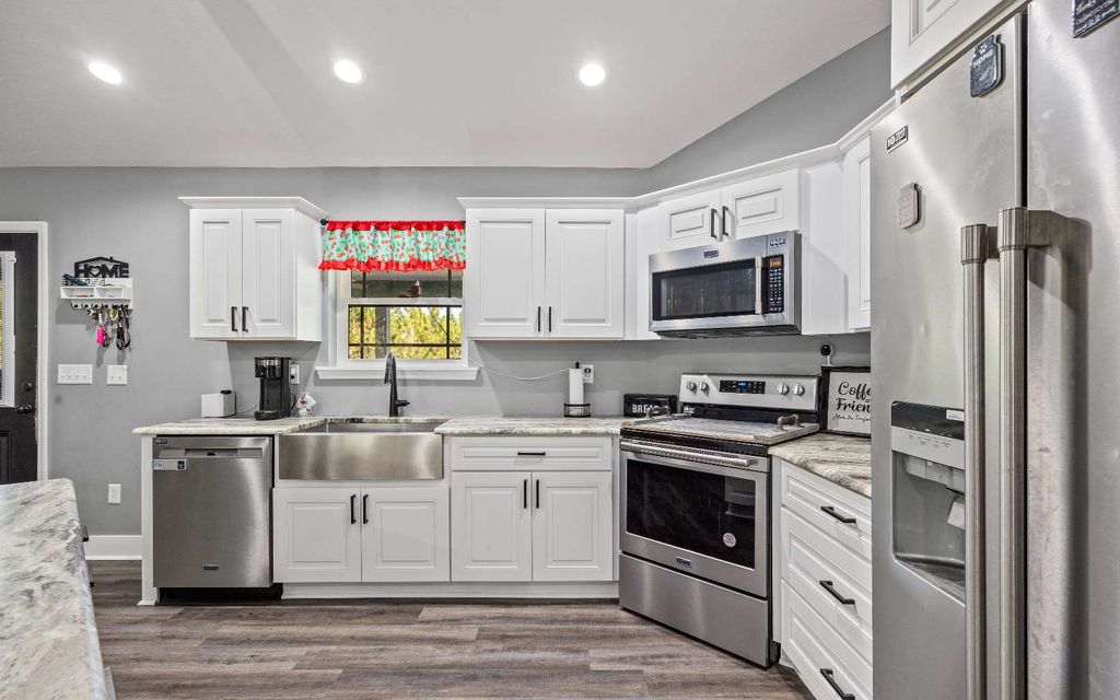 Photo of 14797 Cr 252, Live Oak, FL 32060 (MLS # 129228)