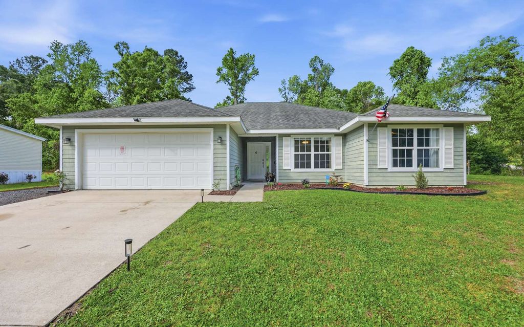 Photo of 174 SW Katelyn Way, Lake City, FL 32055 (MLS # 131003)
