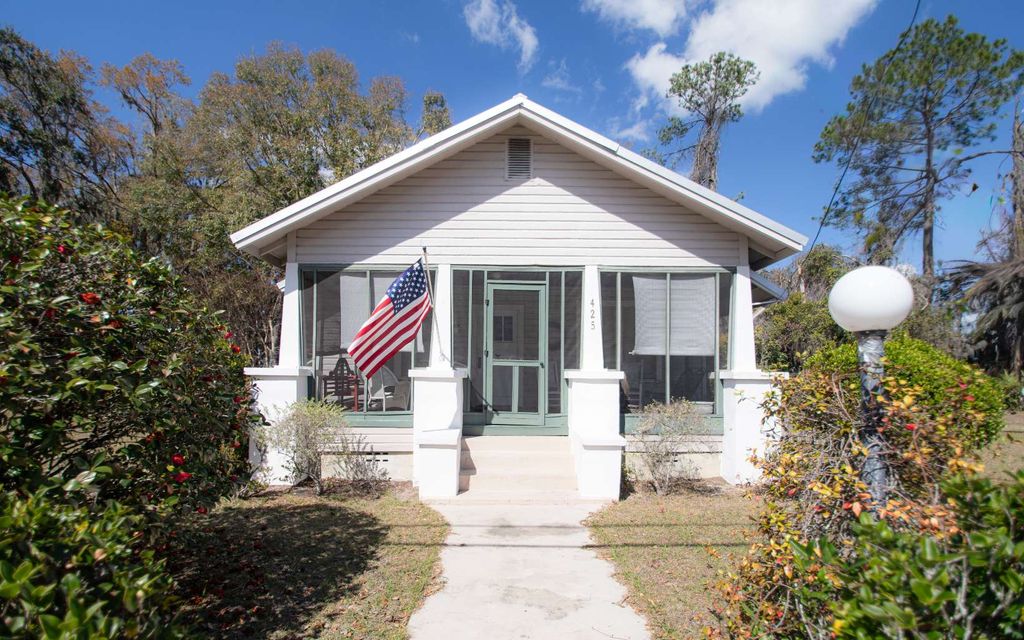 Photo of 425 SE Saint Johns Street, Lake City, FL 32025 (MLS # 130514)
